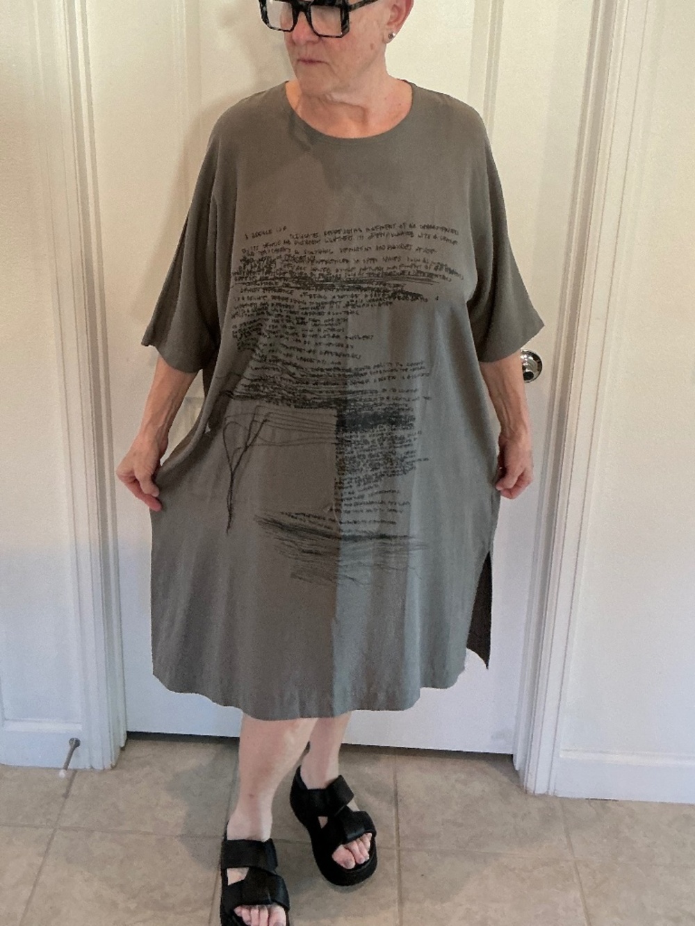 Studio B3 Tunic NWT